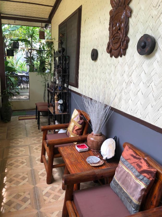 Hiraya Homestay Corón Exterior foto