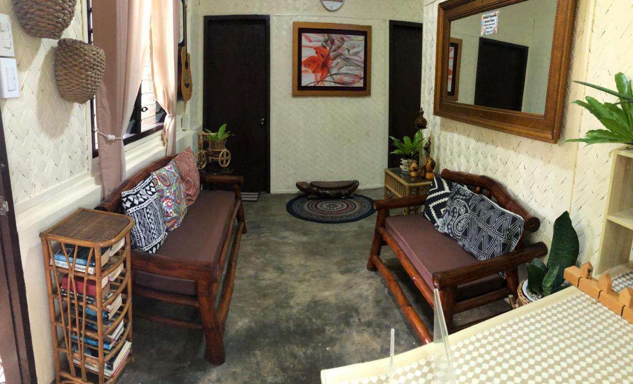 Hiraya Homestay Corón Exterior foto
