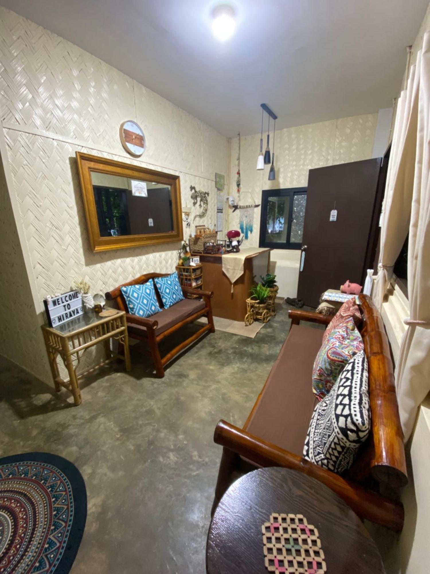 Hiraya Homestay Corón Exterior foto